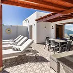 Villa 3 Bedroom With Pool And Jacuzzi Playa Blanca