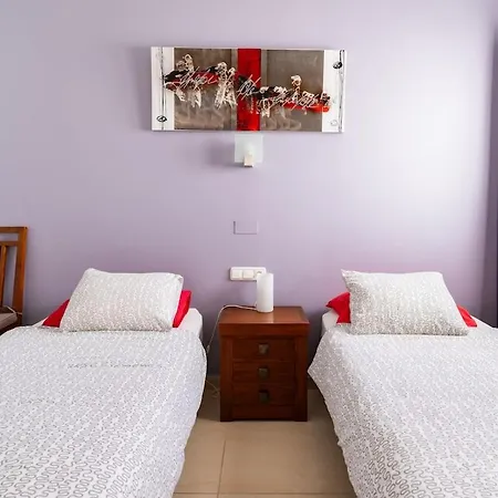 3 Bedroom With Pool And Jacuzzi *