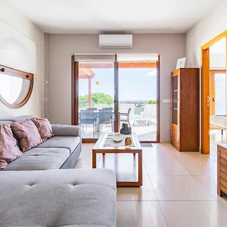 3 Bedroom With Pool And Jacuzzi * Πλάγια Μπλάνκα