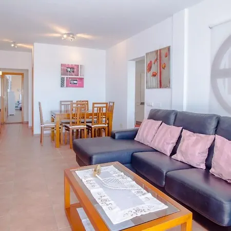 别墅 3 Bedroom With Pool And Jacuzzi